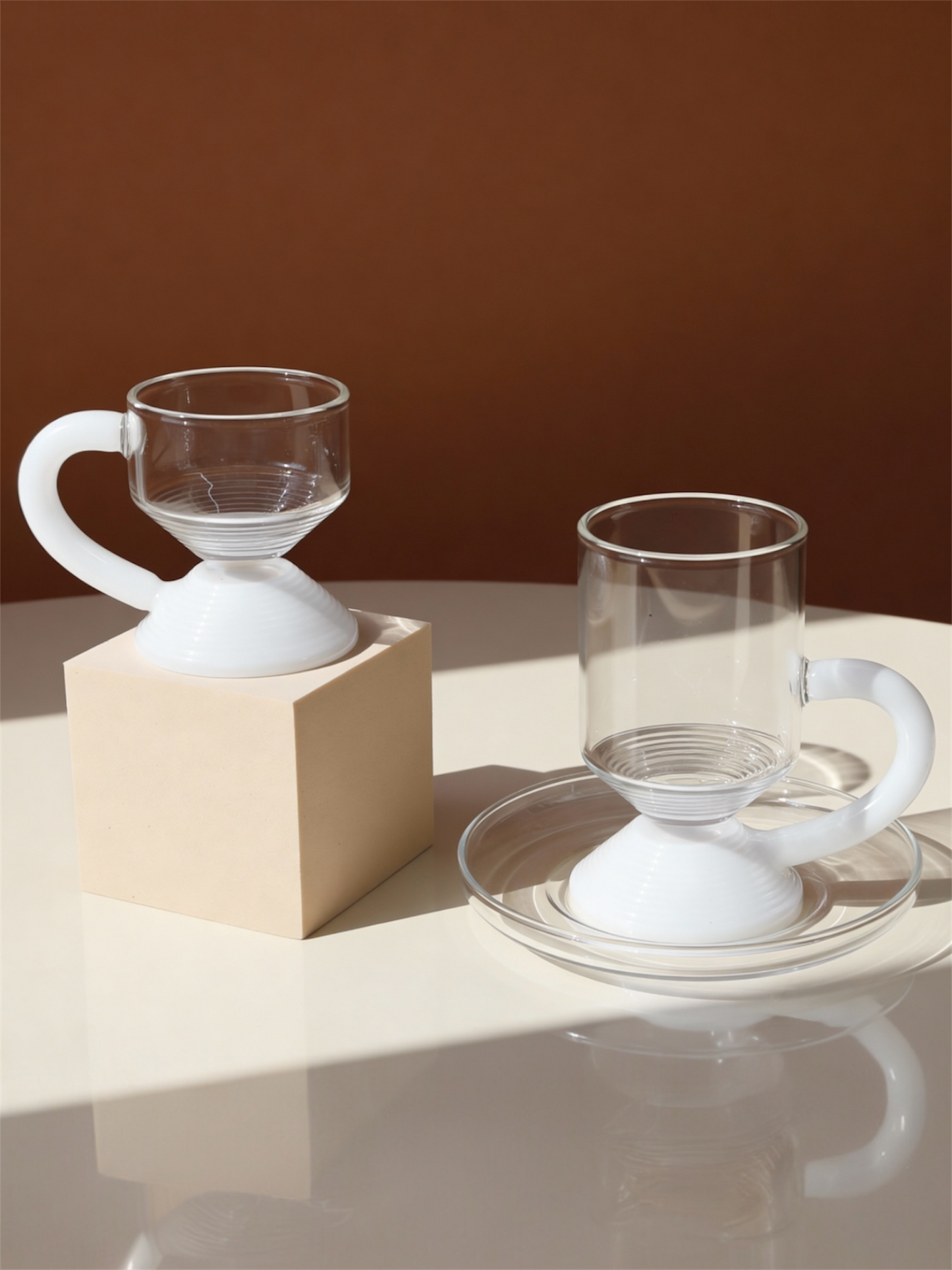 Levita Tea & Coffee Glass Set – Floating Effect Handle Design – Luxury Gift Box