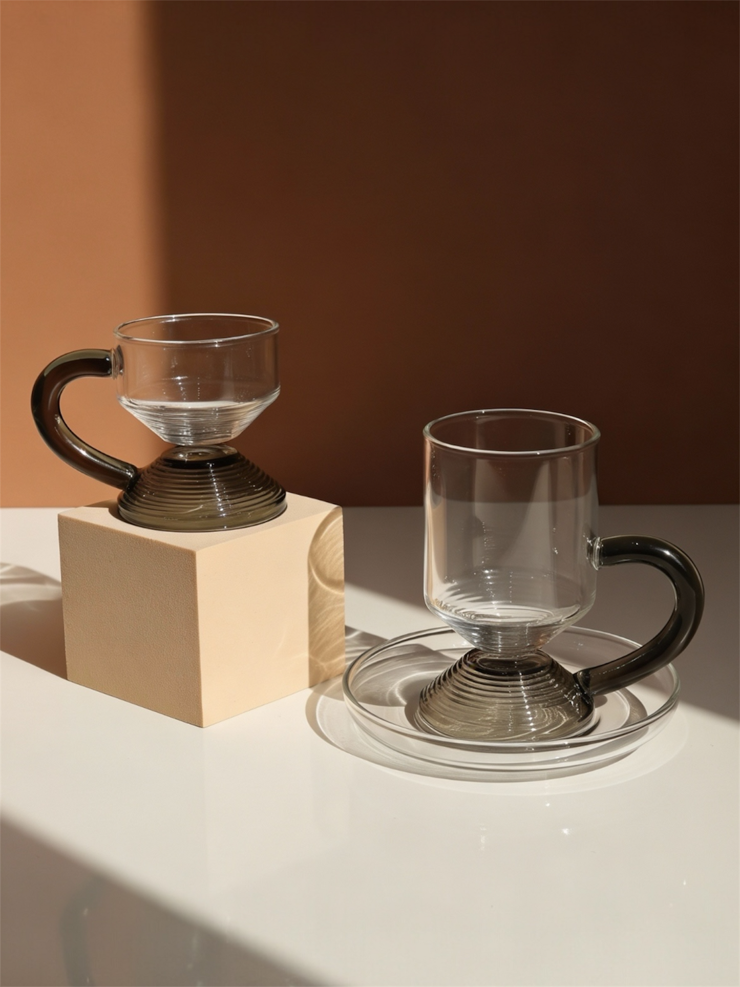 Levita Tea & Coffee Glass Set – Floating Effect Handle Design – Luxury Gift Box